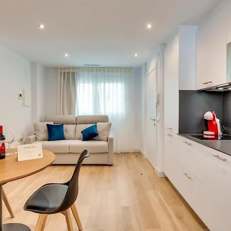 Apartman Cozy Historic Corner At Huerto 22 On Suns Paradise Estepona